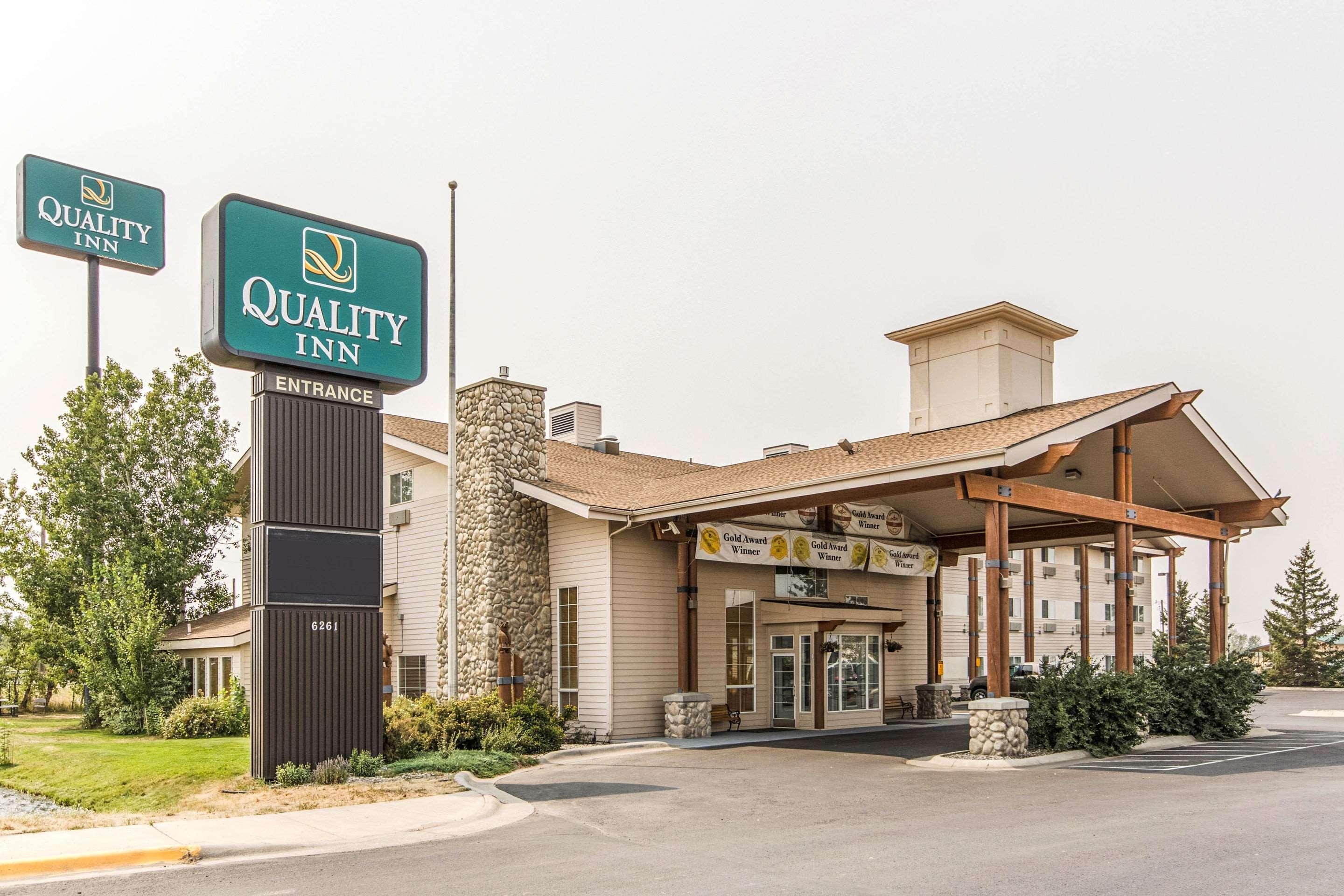 Quality Inn Belgrade Bagian luar foto