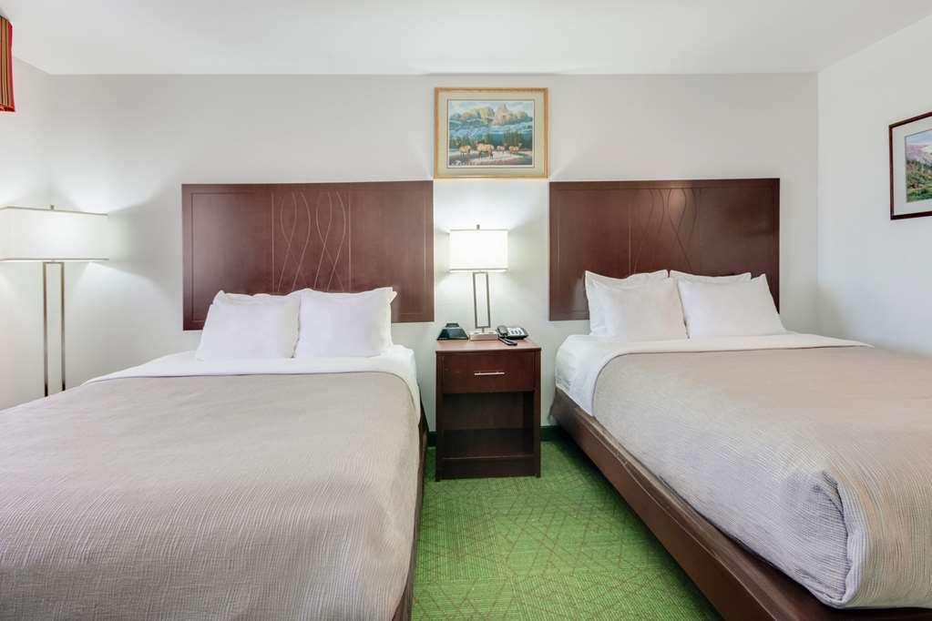 Quality Inn Belgrade Ruang foto